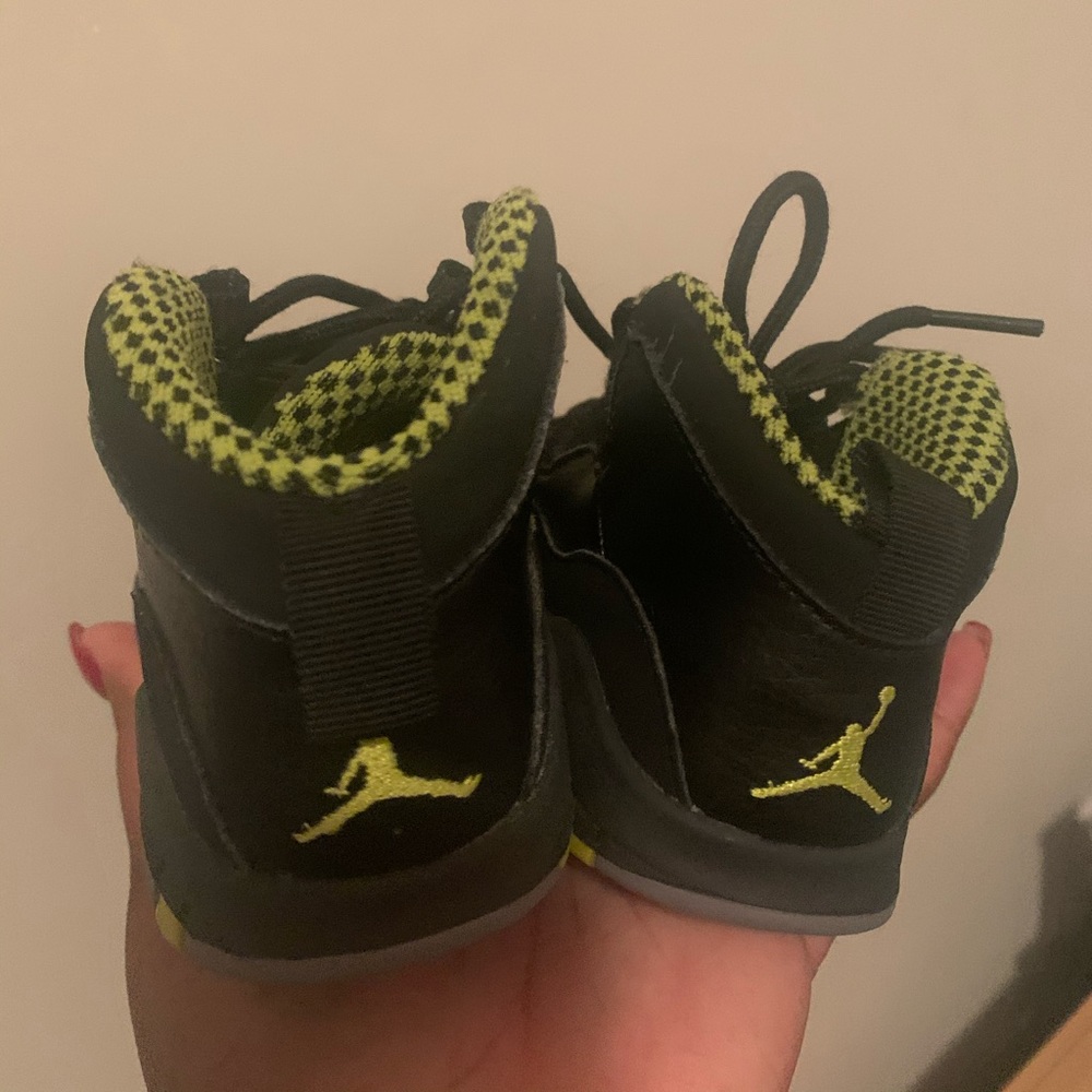 Jordan 10 - Picture 2 of 4